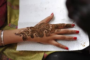 Simis Hair And Beauty Salon